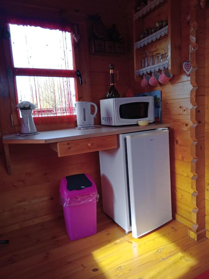 Roulotte La Passe Pierre Bed and Breakfast Pendé Buitenkant foto